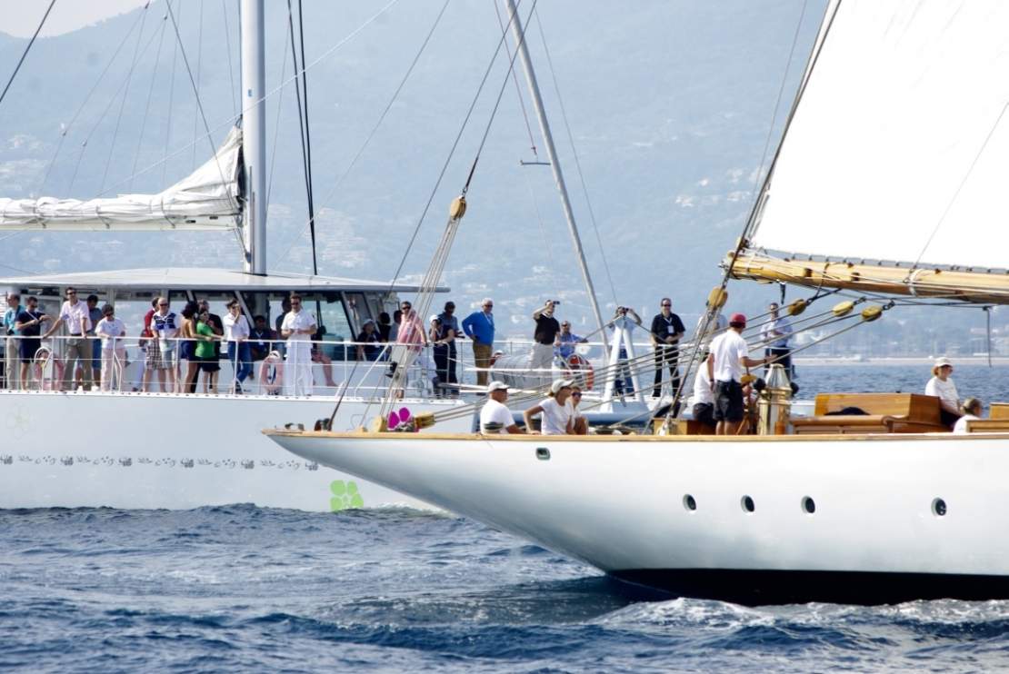 maxi catamaran cannes